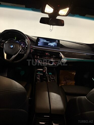 BMW 530 2017, 285,000 km - 2.0 l - Bakı