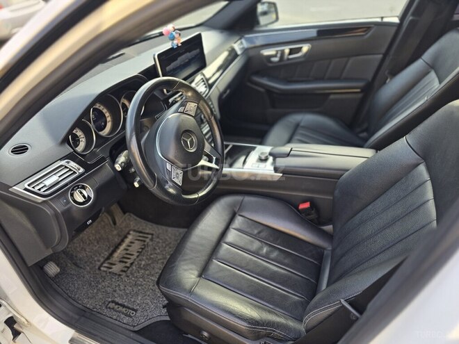Mercedes E 220 d 2015, 181,440 km - 2.2 l - Bakı