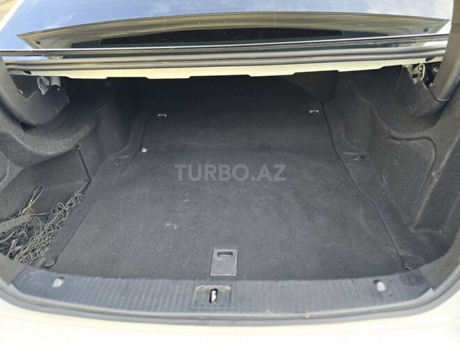 Mercedes E 220 d 2015, 181,440 km - 2.2 l - Bakı