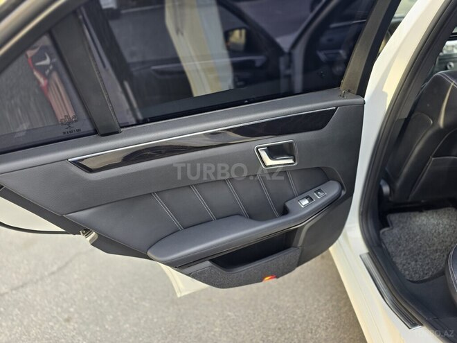 Mercedes E 220 d 2015, 181,440 km - 2.2 l - Bakı