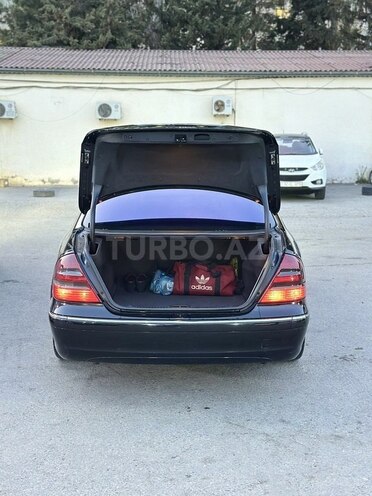 Mercedes E 320 2002, 290,000 km - 3.2 l - Bakı