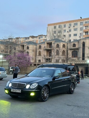 Mercedes E 320 2002, 290,000 km - 3.2 l - Bakı