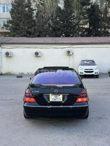 Mercedes E 320 2002, 290,000 km - 3.2 l - Bakı