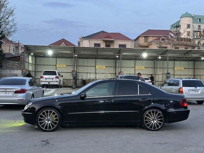 Mercedes E 320 2002, 290,000 km - 3.2 l - Bakı