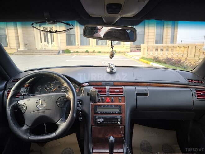 Mercedes E 200 1998, 405,000 km - 2.0 l - Bakı