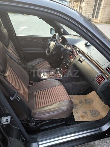 Mercedes E 200 1998, 405,000 km - 2.0 l - Bakı