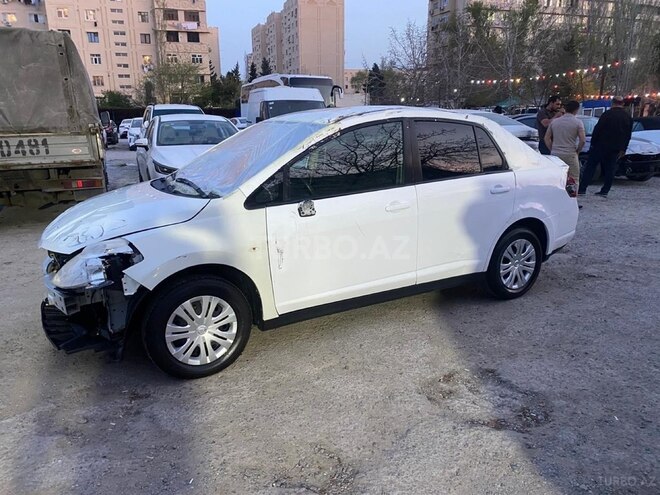 Nissan Tiida 2012, 93,000 km - 1.6 l - Bakı