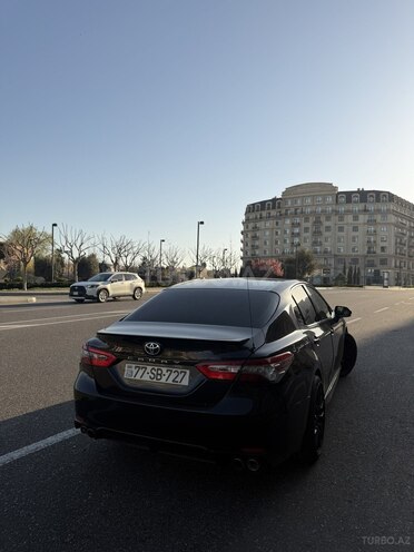 Toyota Camry-4
