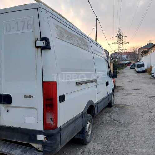 Iveco Daily 2001, 350,000 km - 2.8 l - Bakı