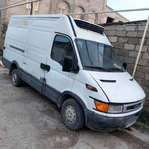 Iveco Daily 2001, 350,000 km - 2.8 l - Bakı