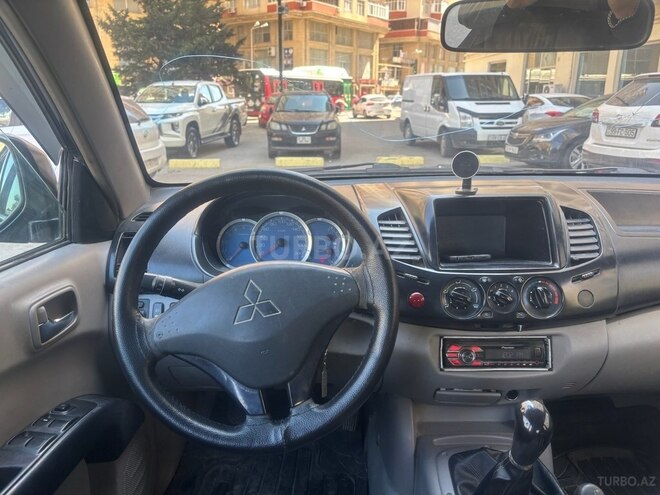 Mitsubishi L200 2007, 462,184 km - 2.5 l - Bakı