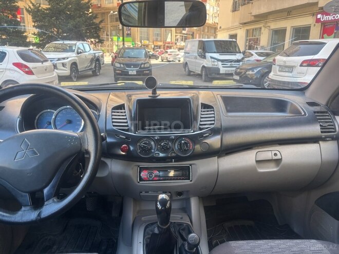 Mitsubishi L200 2007, 462,184 km - 2.5 l - Bakı