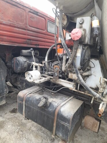 KamAz 55111 1989, 180,000 km - 11.0 l - Qazax