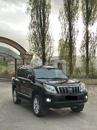 Toyota Land Cruiser Prado 2012, 184,000 km - 2.7 л - Quba