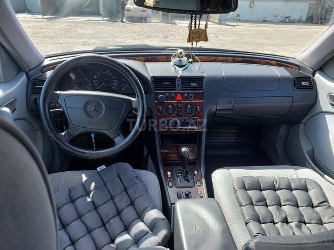 Mercedes C 220 d 1998, 294,366 km - 2.2 л - Bakı