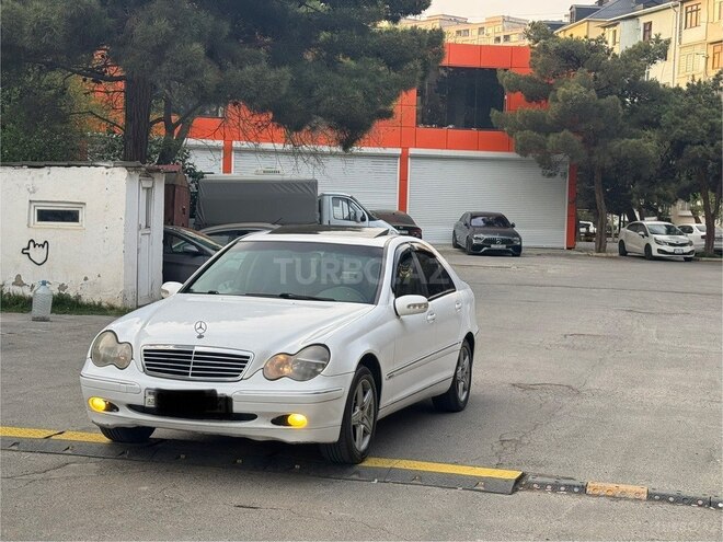 Mercedes C 240 2001, 234,322 km - 2.4 л - Bakı