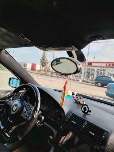 BMW 523 1998, 565,000 km - 2.5 л - Masallı