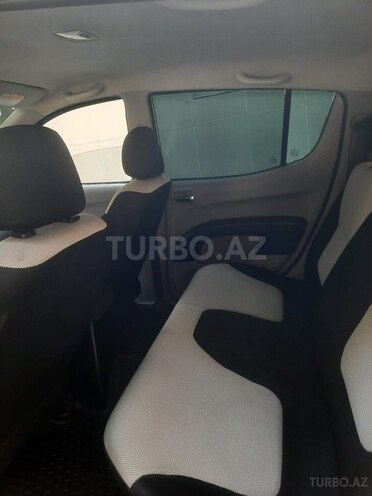 Mitsubishi L200 2011, 224,000 km - 2.5 l - Bakı