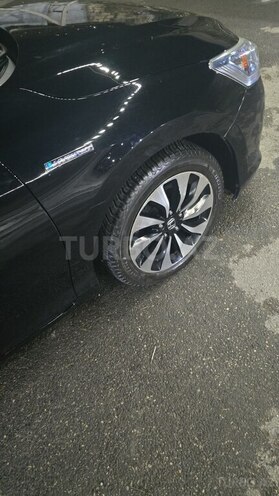 Honda Accord-5