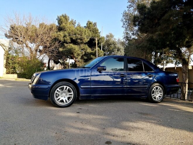 Mercedes E 230 1996, 385,000 km - 2.3 l - Bakı