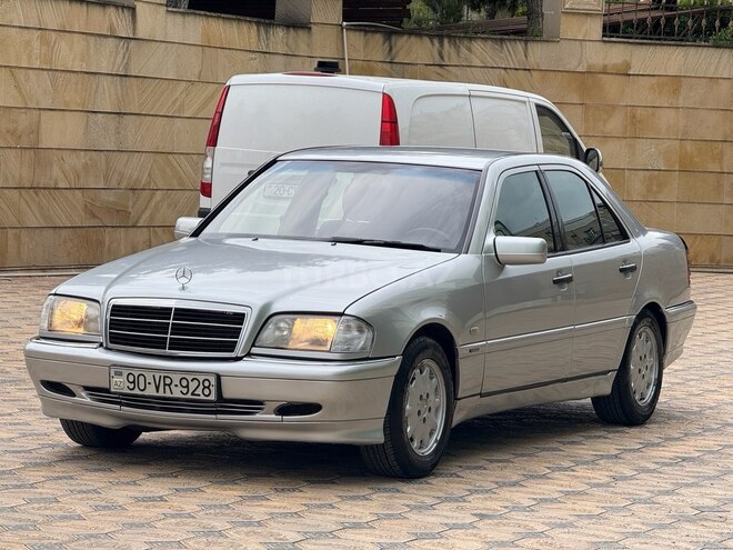 Mercedes C 220 d 1999, 216,000 km - 2.2 l - Gəncə