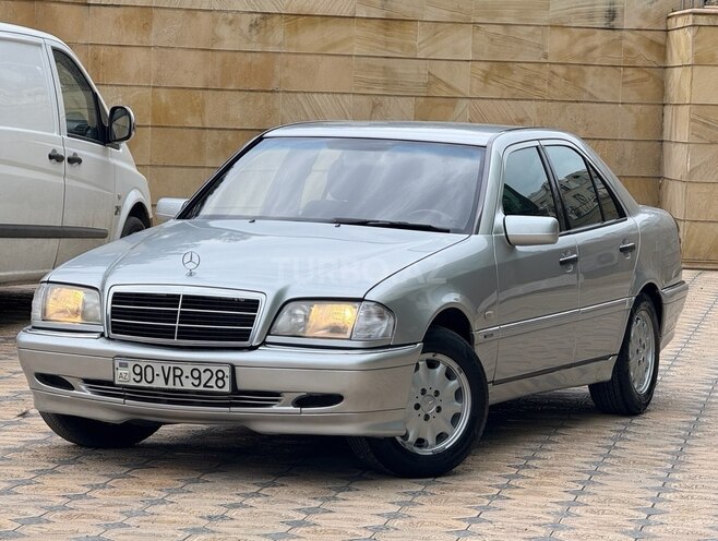 Mercedes C 220 d 1999, 216,000 km - 2.2 l - Gəncə