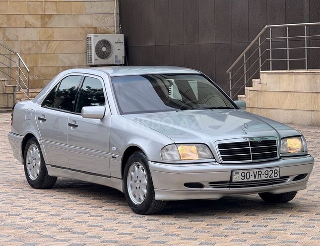 Mercedes C 220 d 1999, 216,000 km - 2.2 l - Gəncə