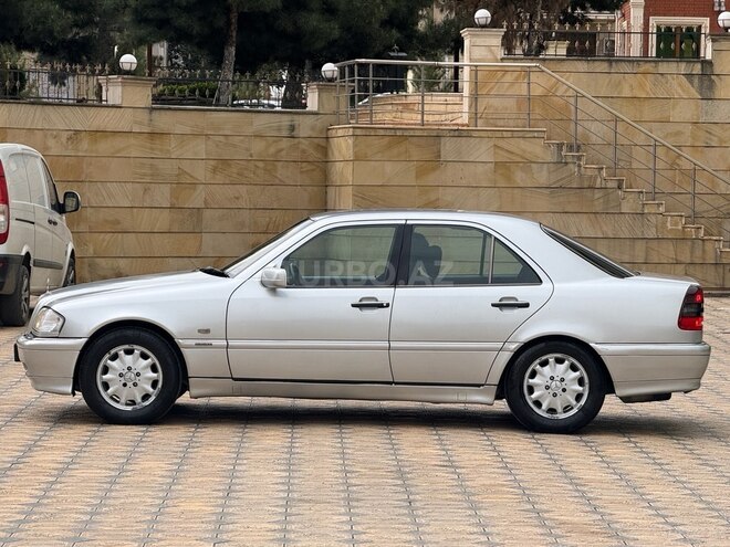 Mercedes C 220 d 1999, 216,000 km - 2.2 l - Gəncə
