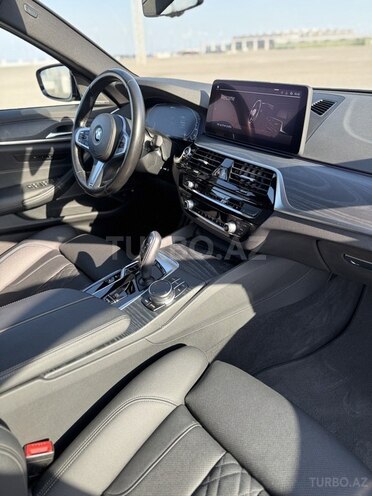 BMW 530e 2023, 73,000 km - 2.0 l - Bakı