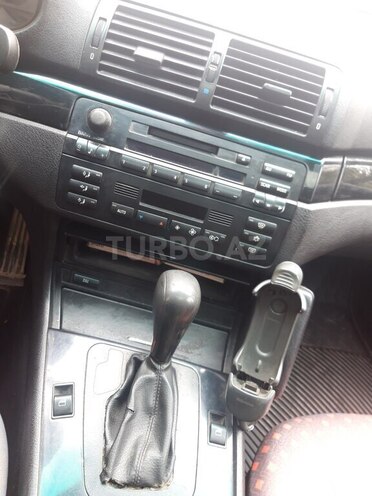 BMW 325 2002, 250,000 km - 2.5 l - Bakı