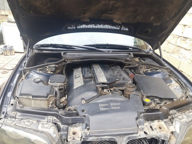 BMW 325 2002, 250,000 km - 2.5 l - Bakı