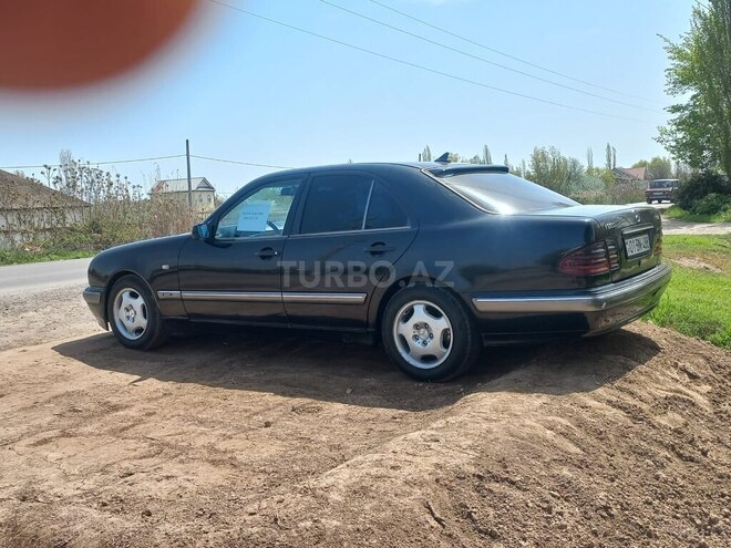 Mercedes E 220 d 1999, 623,587 km - 2.2 л - Saatlı