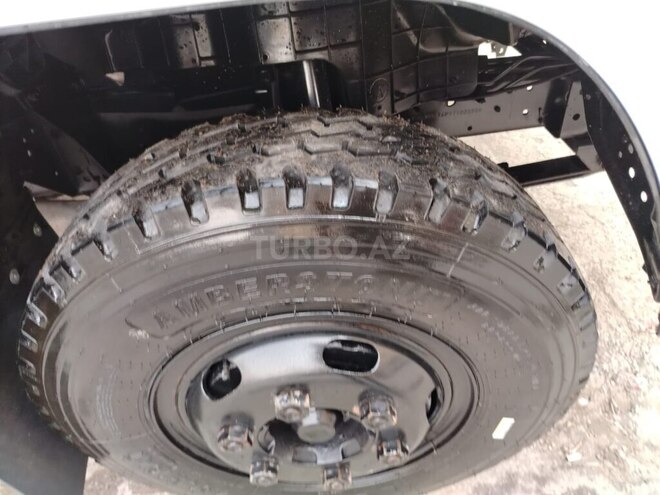 Isuzu  2009, 320,000 km - 4.6 l - Bakı