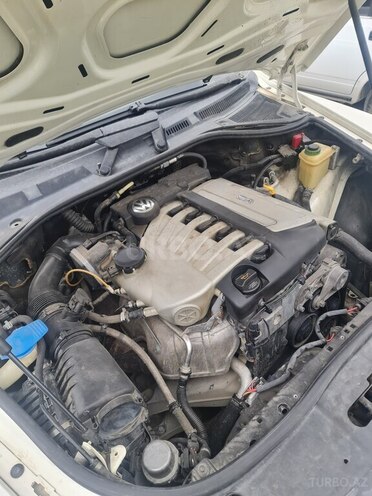 Volkswagen Touareg 2006, 290,000 km - 3.2 l - Gəncə