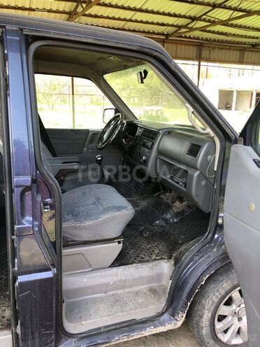 Volkswagen Caravelle 1998, 250,000 km - 2.5 л - Bakı
