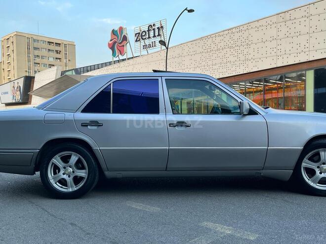 Mercedes E 220 1995, 600,000 km - 2.2 l - Bakı
