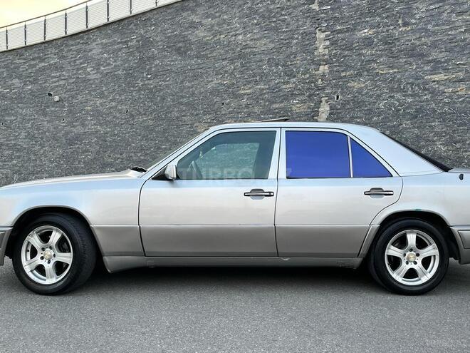 Mercedes E 220 1995, 600,000 km - 2.2 l - Bakı