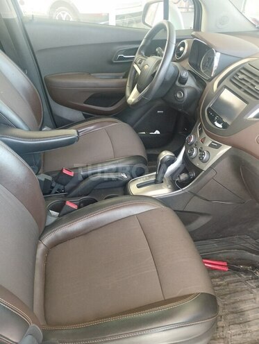 Chevrolet Trax 2016, 190,000 km - 1.4 l - Gəncə