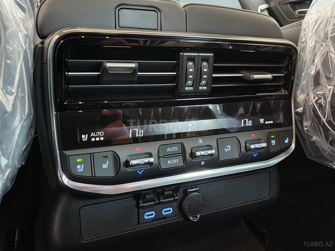 Toyota Land Cruiser-23