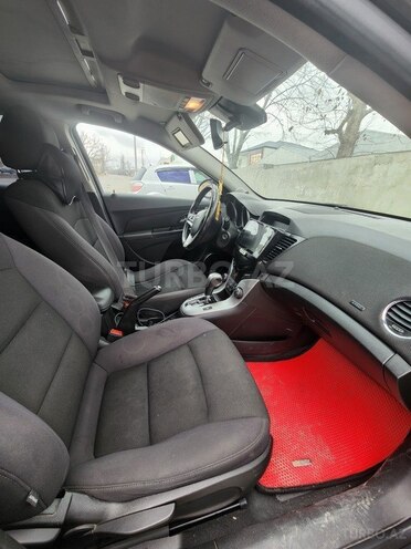 Chevrolet Cruze 2013, 237,000 km - 1.4 l - Quba