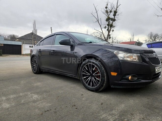 Chevrolet Cruze 2013, 237,000 km - 1.4 l - Quba