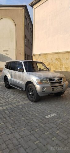 Mitsubishi Pajero 2003, 315,000 km - 3.0 l - Bakı