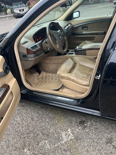 BMW 745 2004, 306,383 km - 4.4 l - Bakı