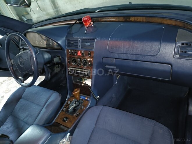 Mercedes C 200 1997, 557,384 km - 2.0 л - Bakı