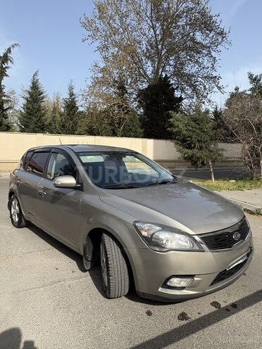 Kia Ceed 2010, 298,765 km - 1.6 л - Bakı