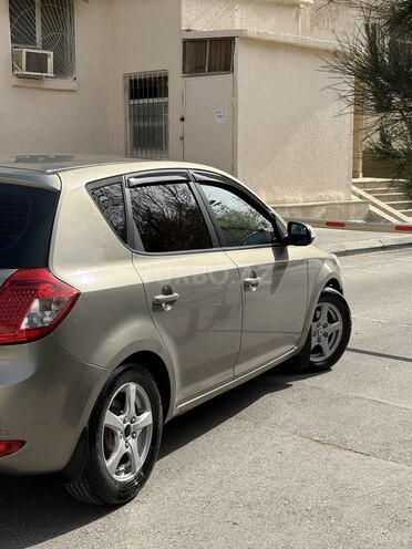 Kia Ceed 2010, 298,765 km - 1.6 л - Bakı