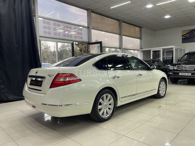 Nissan Teana-12