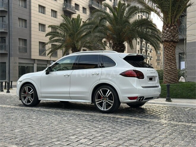 Porsche Cayenne GTS 2014, 152,000 km - 4.8 л - Bakı