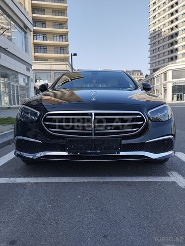 Mercedes E 300 e 2023, 22,600 km - 2.0 л - Bakı