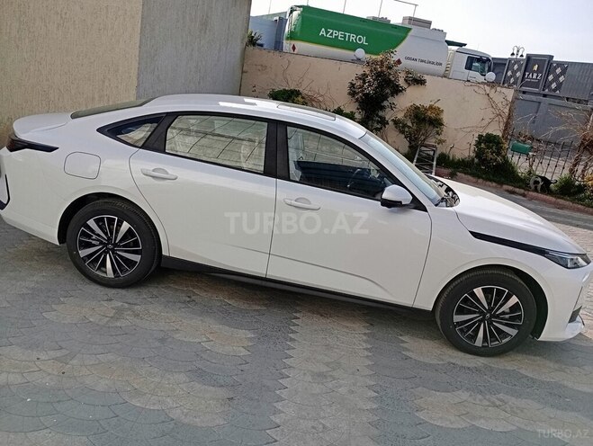Changan Qiyuan A05 2025, 0 km - 1.5 л - Bakı